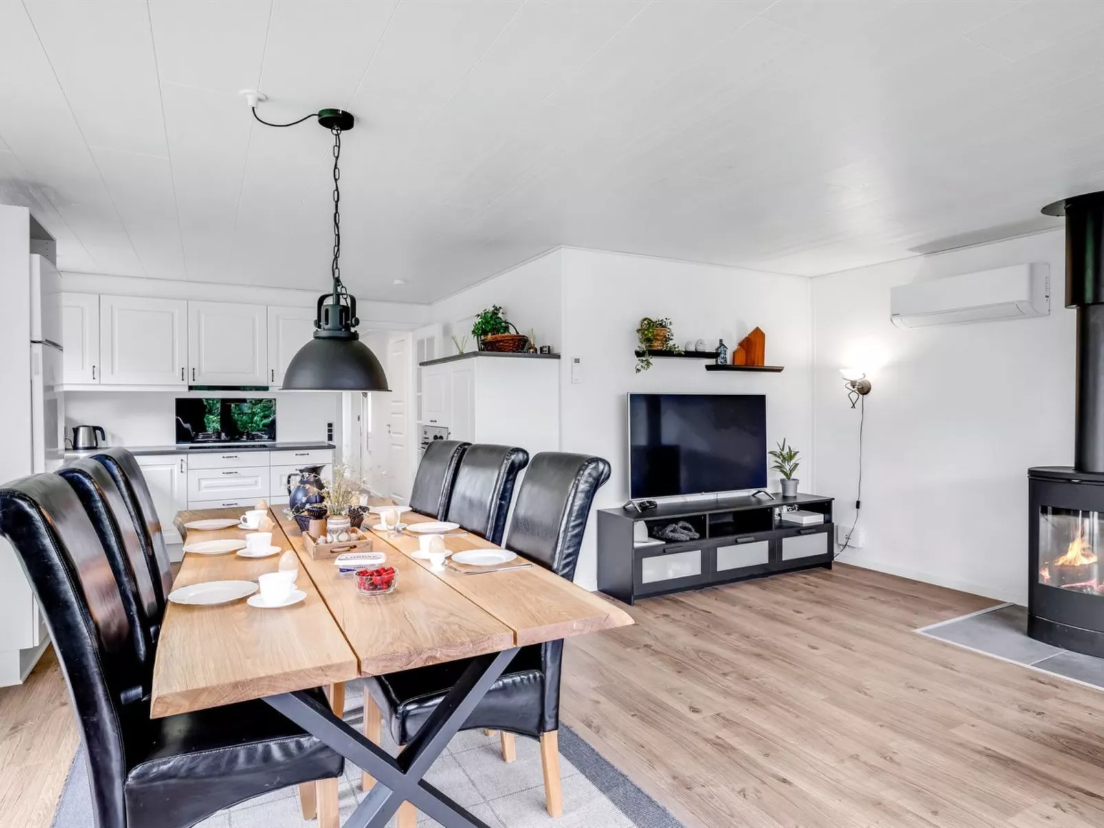 "Manko" - 1km from the sea-Binnen