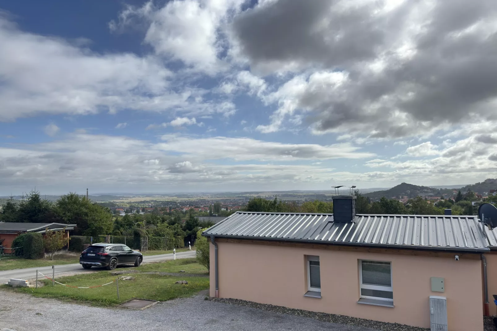 Meineckes Harzidyll Am Eichenberg III-Buitenkant zomer