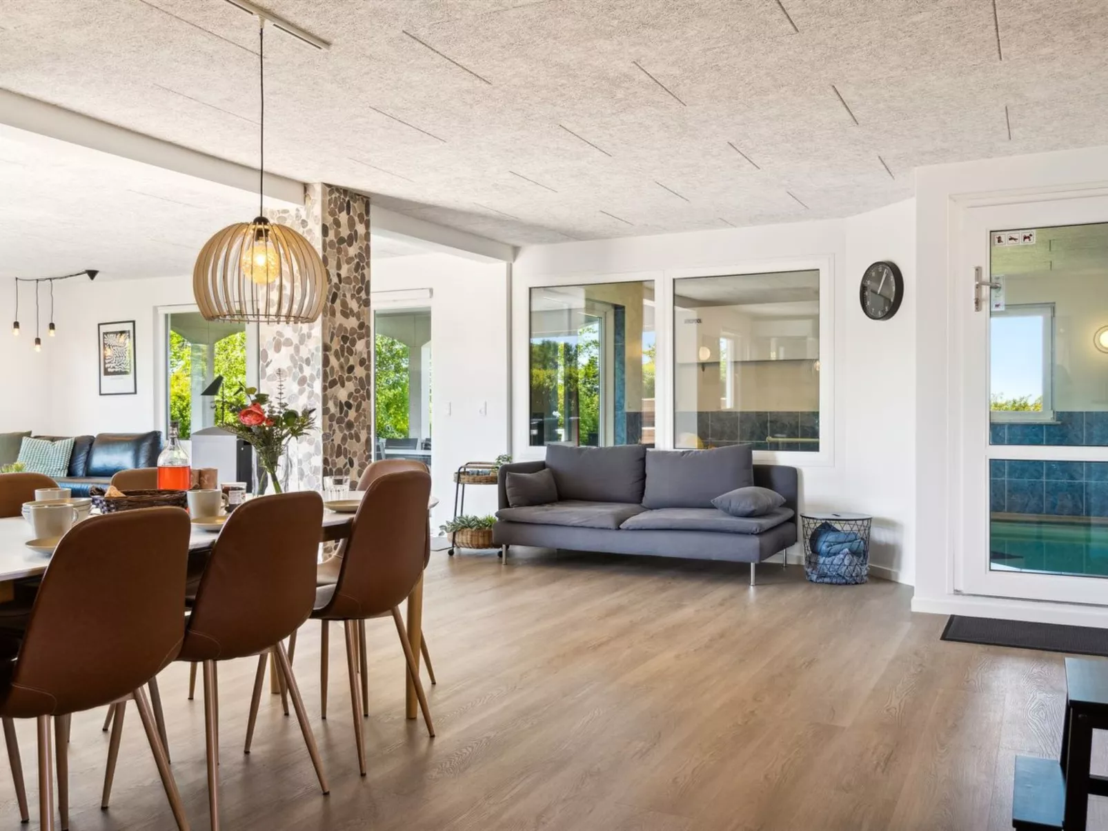 "Eunice" - 850m from the sea-Binnen