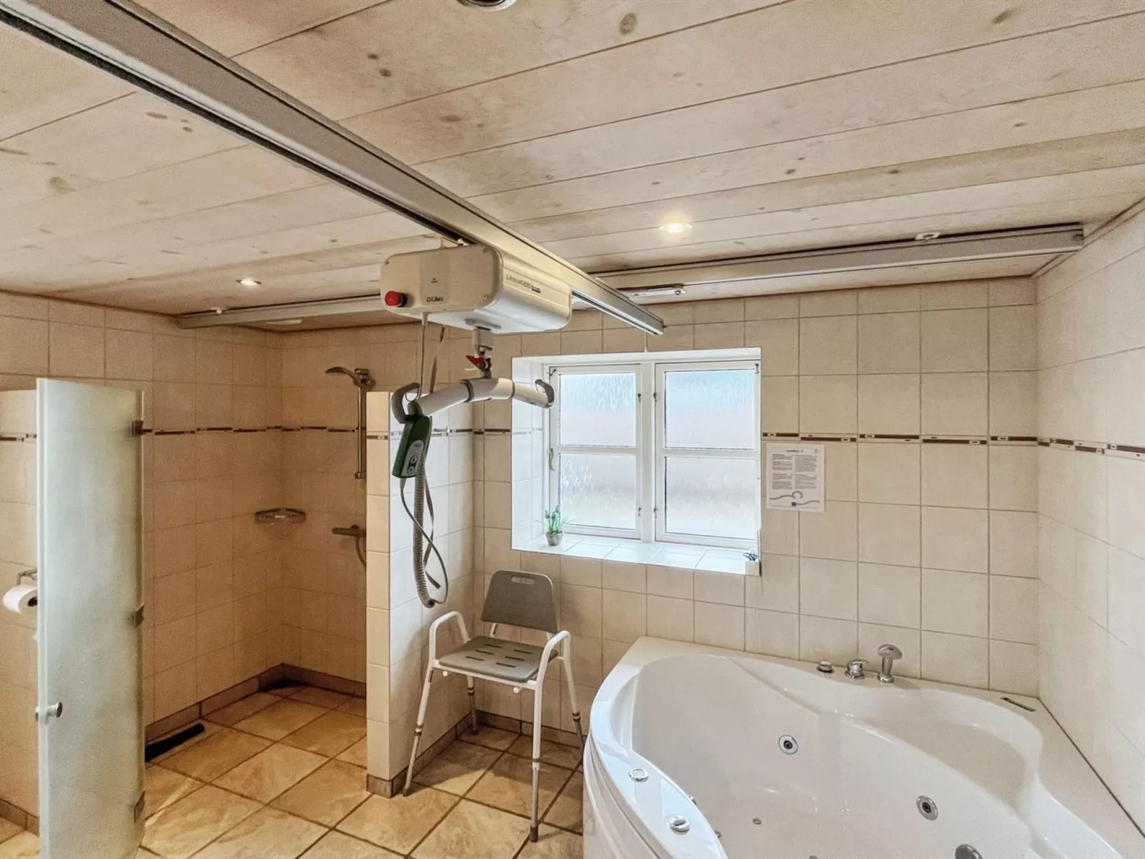 "Hjalmar" - 400m from the sea-Binnen