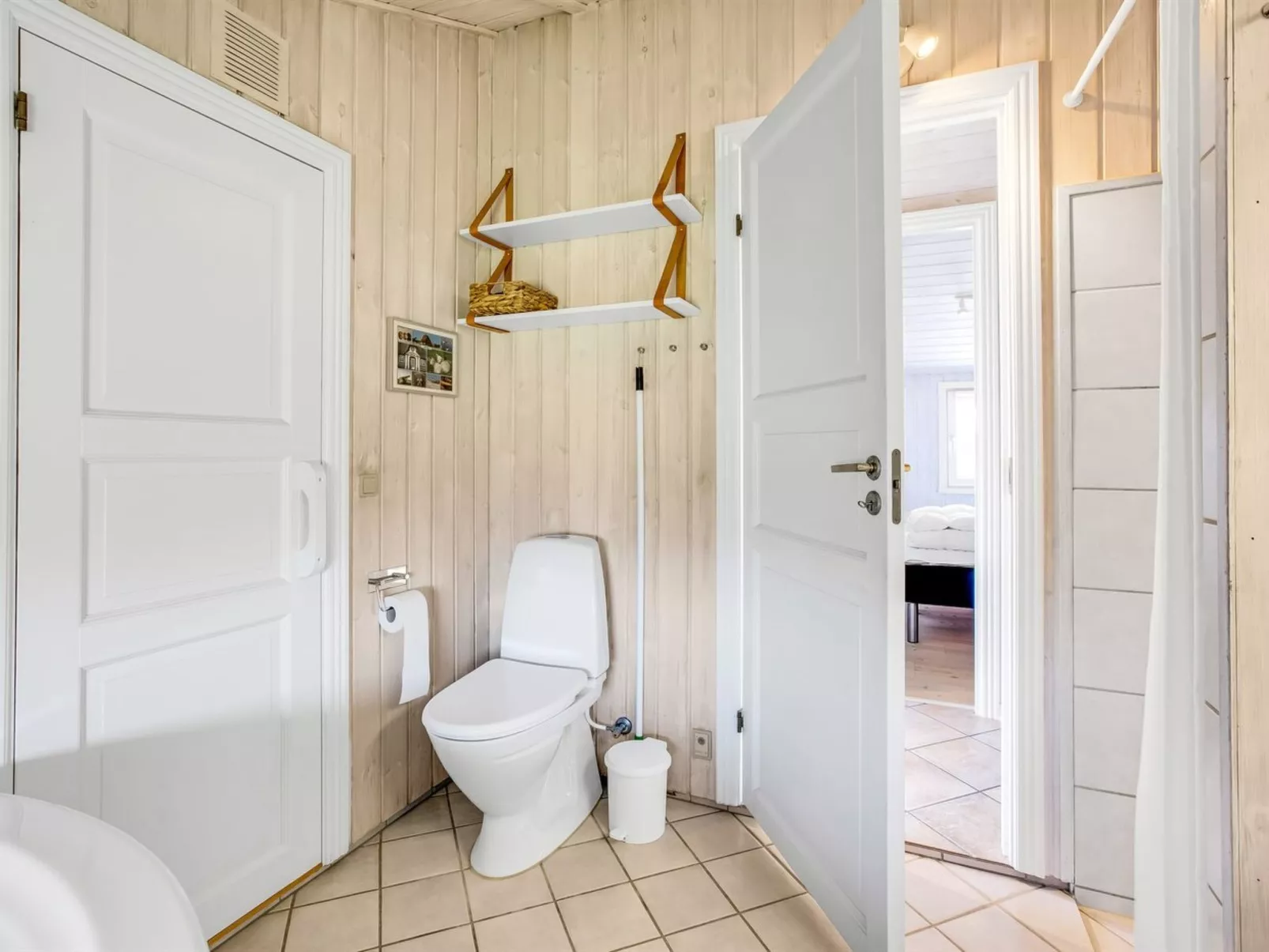 "Hariet" - 300m from the sea-Binnen