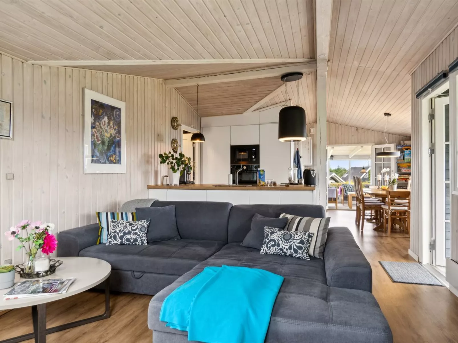 "Diddi" - 170m from the sea-Binnen