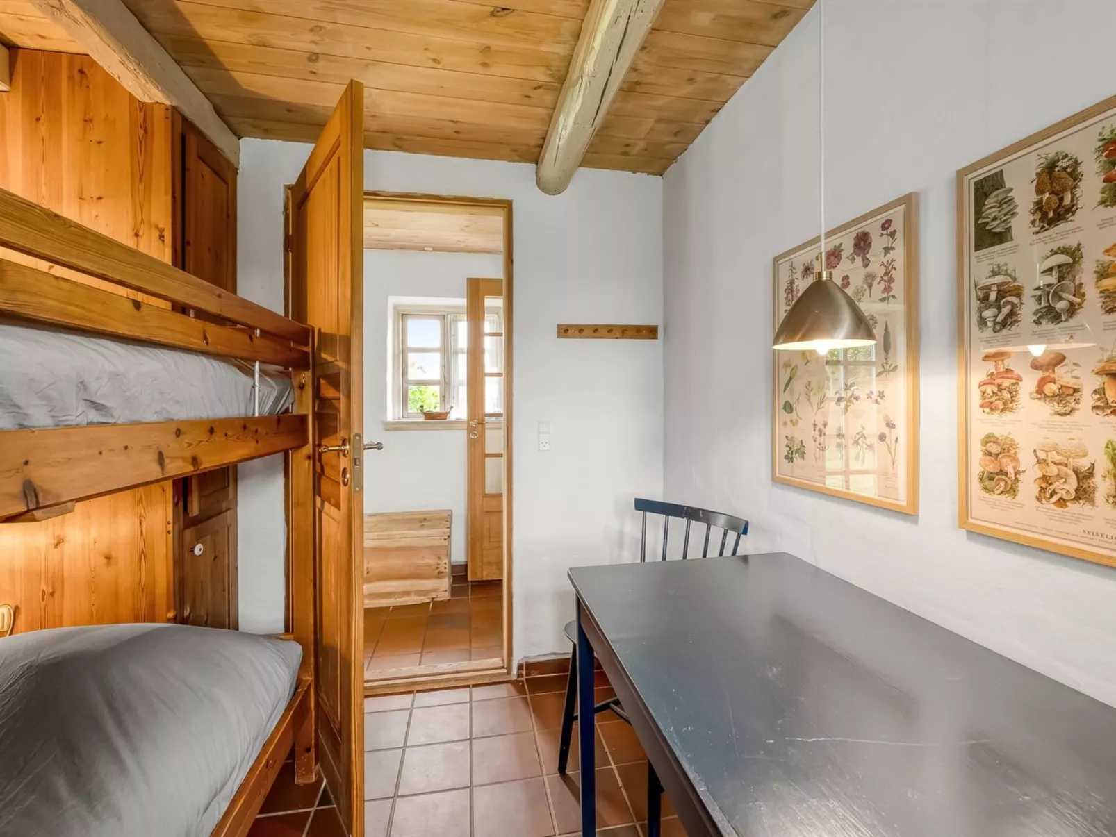 "Claus" - 1.5km to the fjord-Binnen