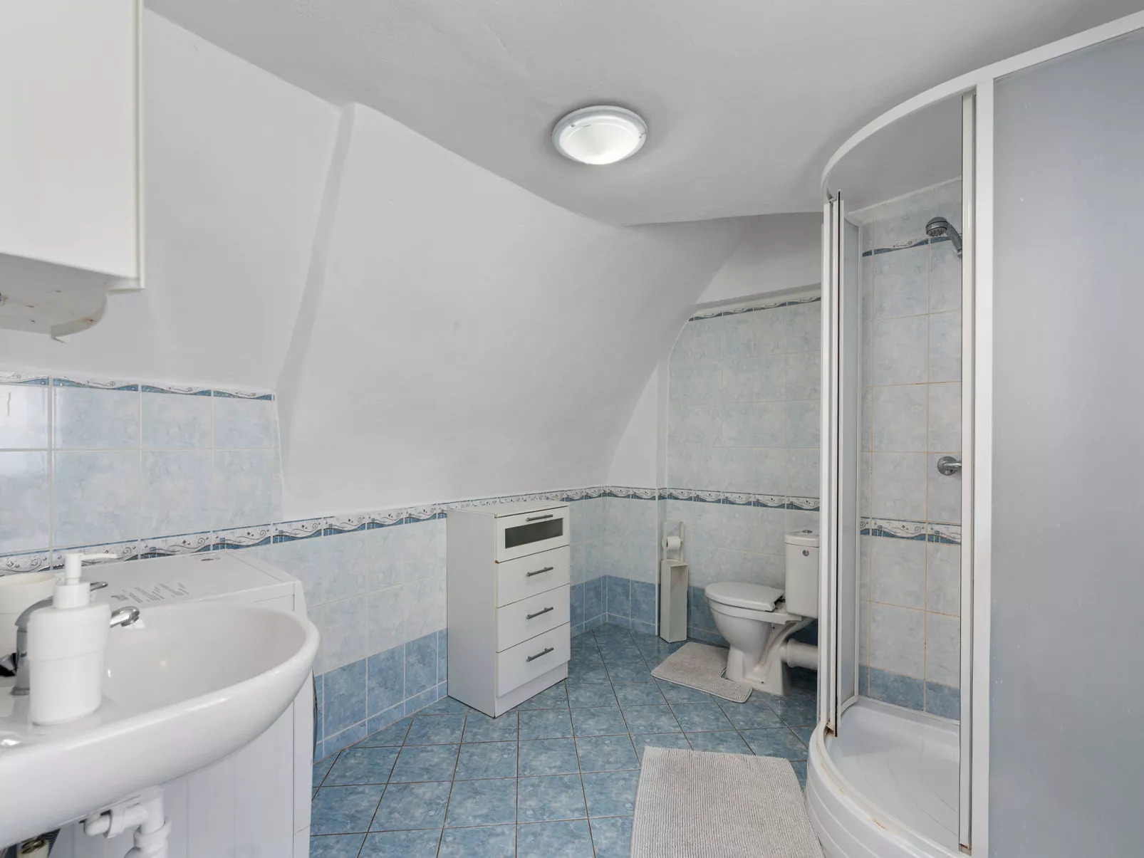 Old Town home-Binnen