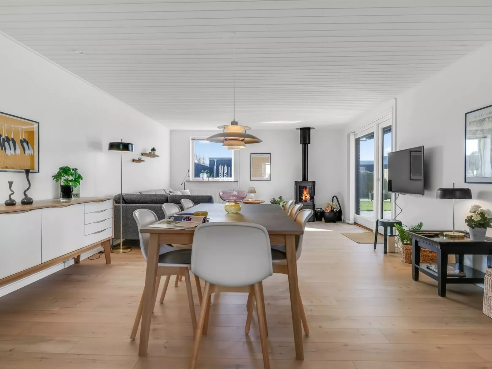 "Sulo" - 300m from the sea-Binnen