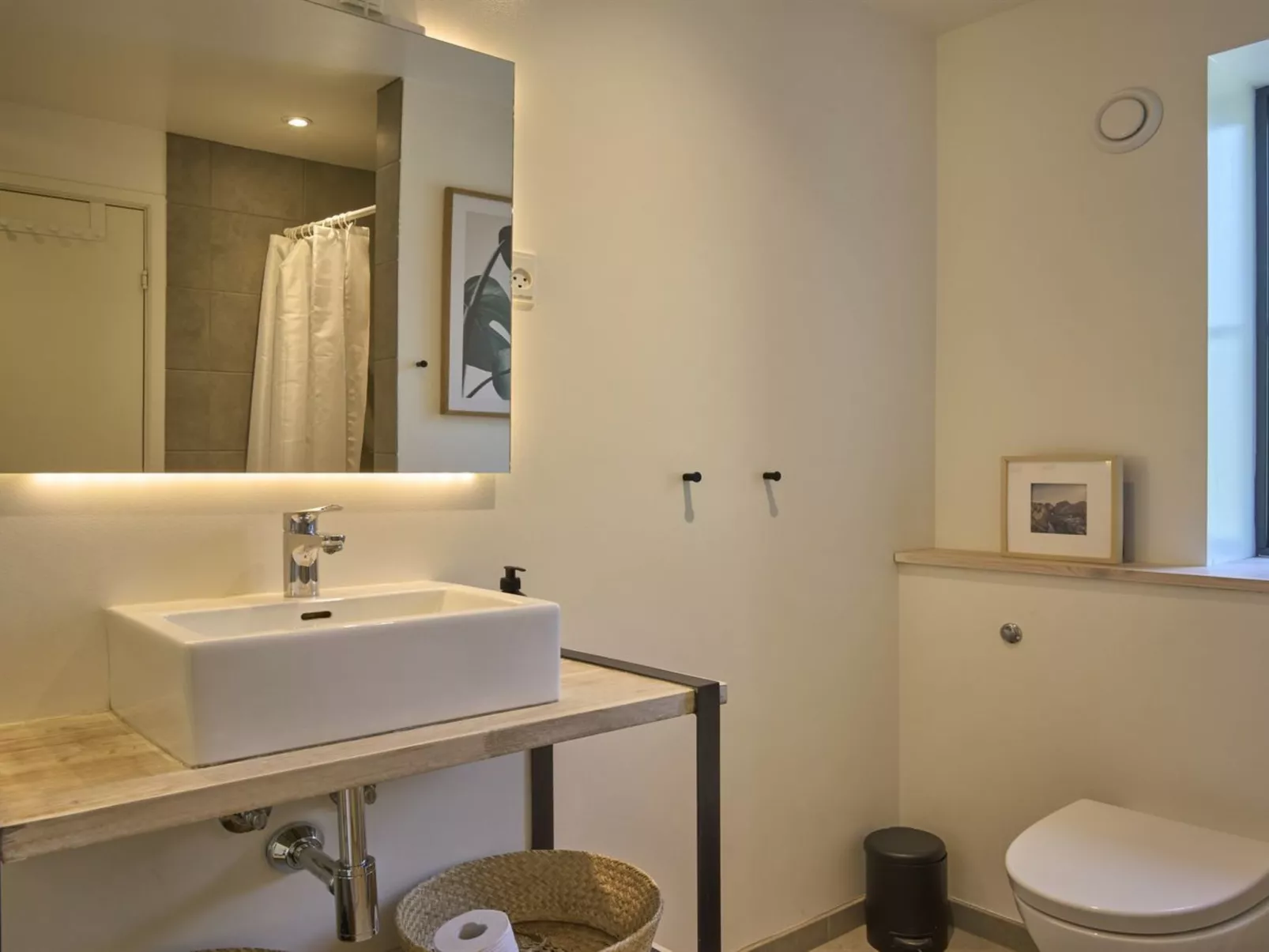 "Agir" - 200m from the sea-Binnen