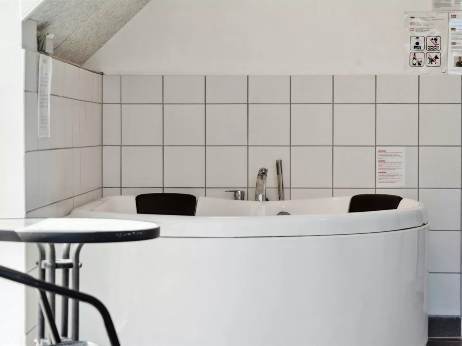 "Ardan" - 450m from the sea-Binnen