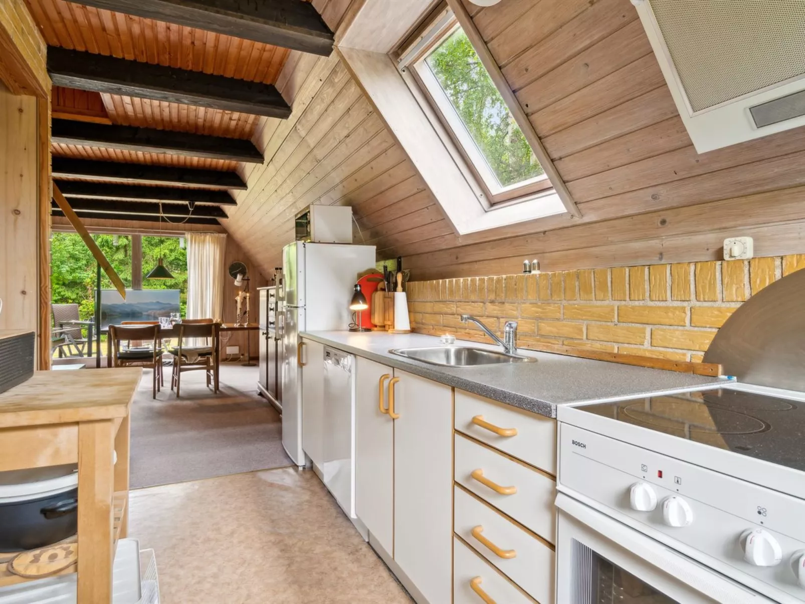 "Tine" - 600m from the sea-Binnen