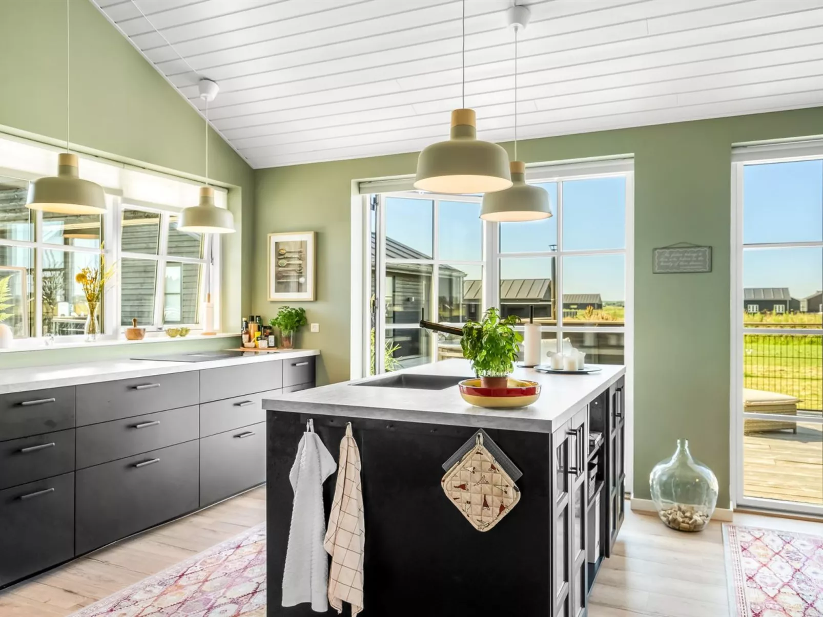 "Inola" - 1km from the sea-Binnen