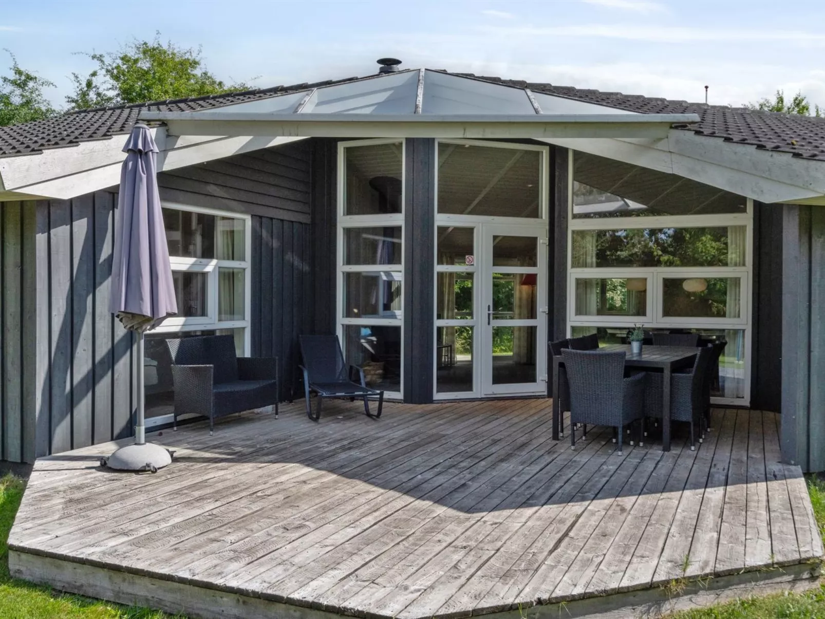 "Falka" - 300m from the sea-Buiten