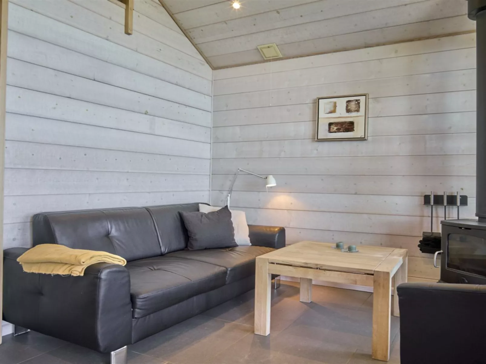 "Antim" - 10m from the sea-Binnen