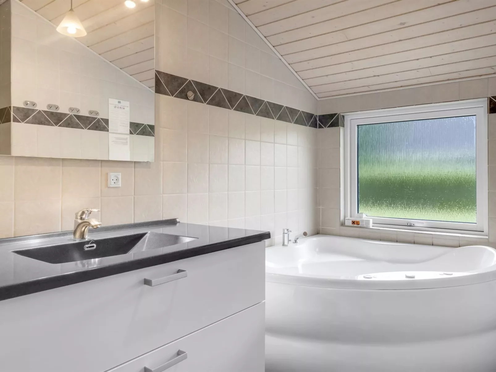 "Næwe" - 30km from the sea-Binnen