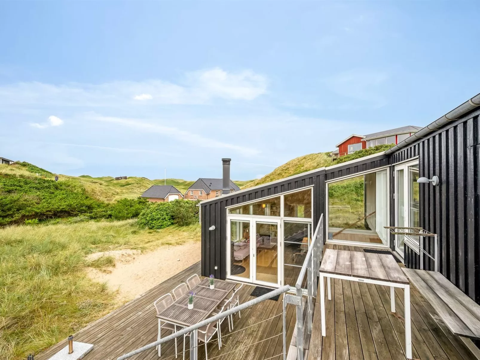 "Paaske" -  from the sea-Buiten