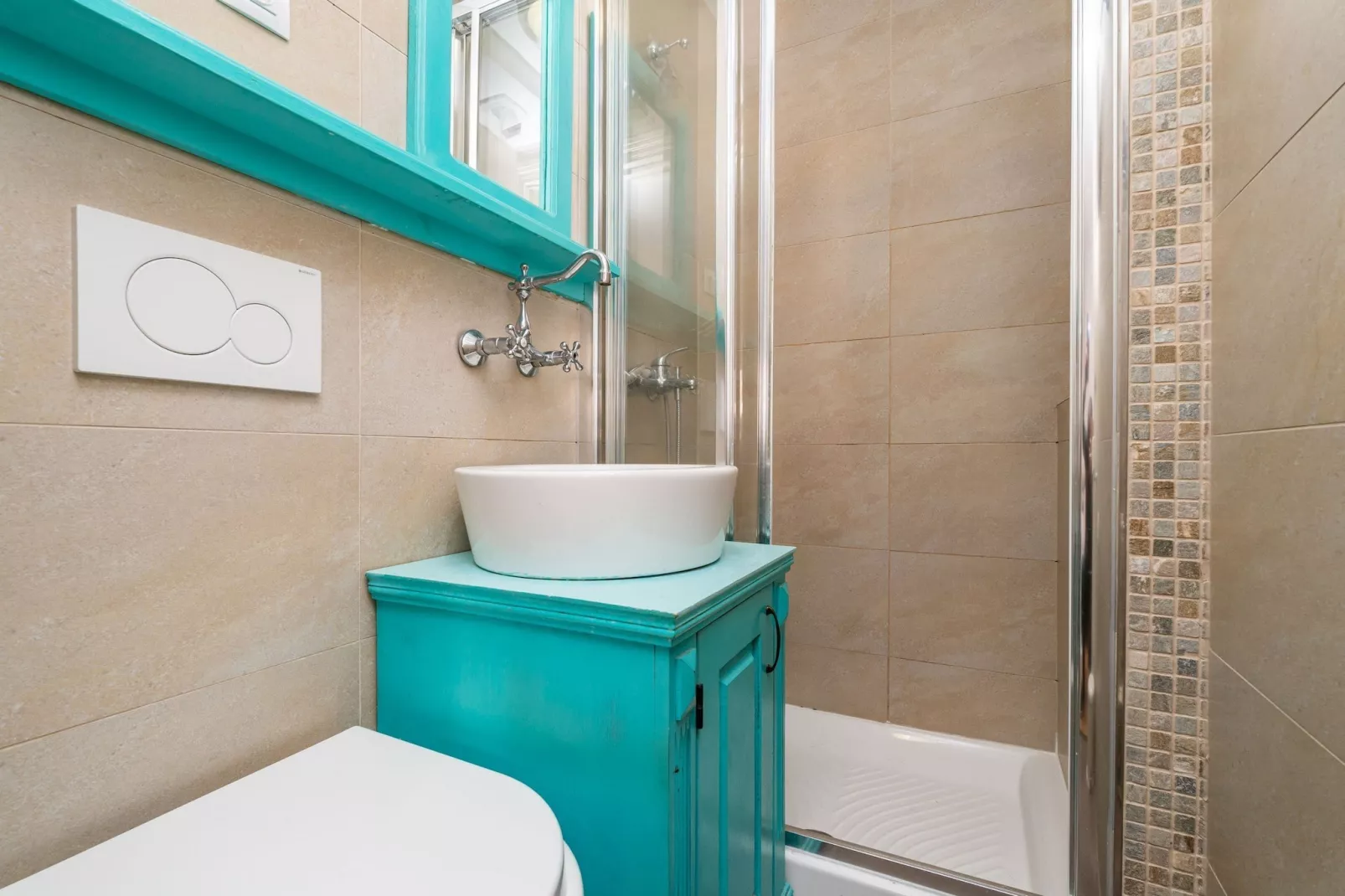 Guest House Lumin - Twin Room with City View (Third Floor) (BR3)-Badkamer