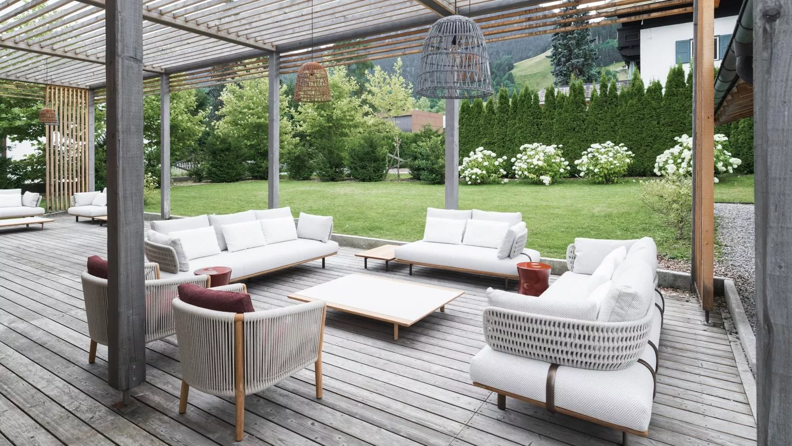 Stadtchalet Forsthaus-Tuinen zomer