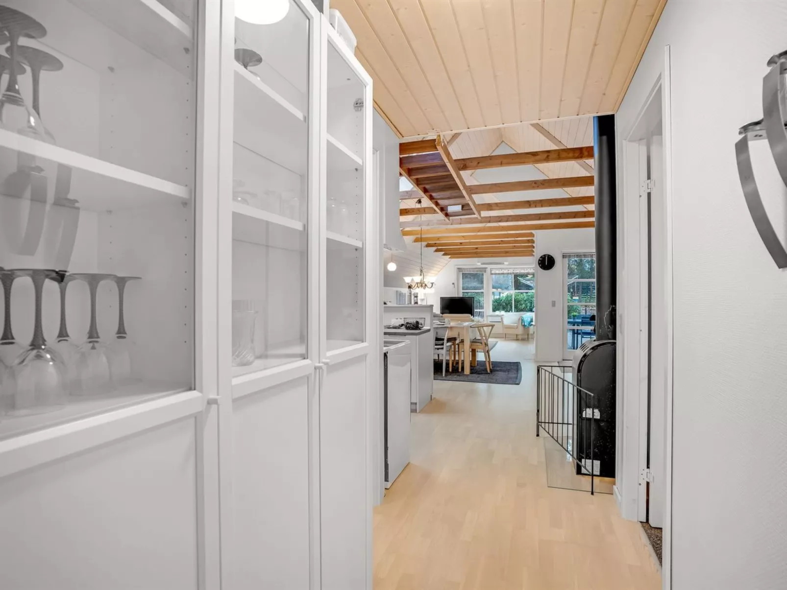 "Adisl" - 600m to the fjord-Binnen