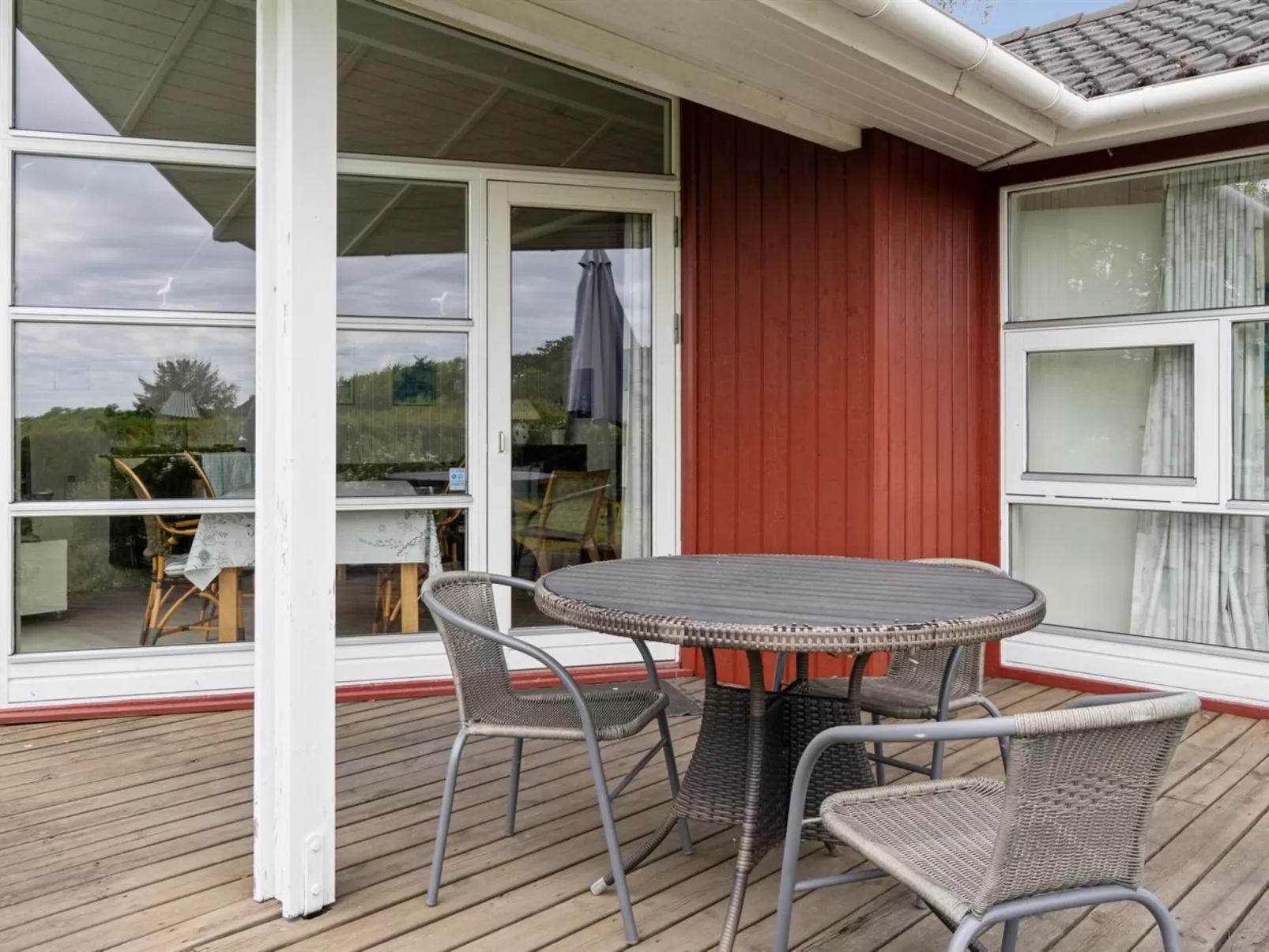 "Hjalmine" - 225m from the sea-Buiten