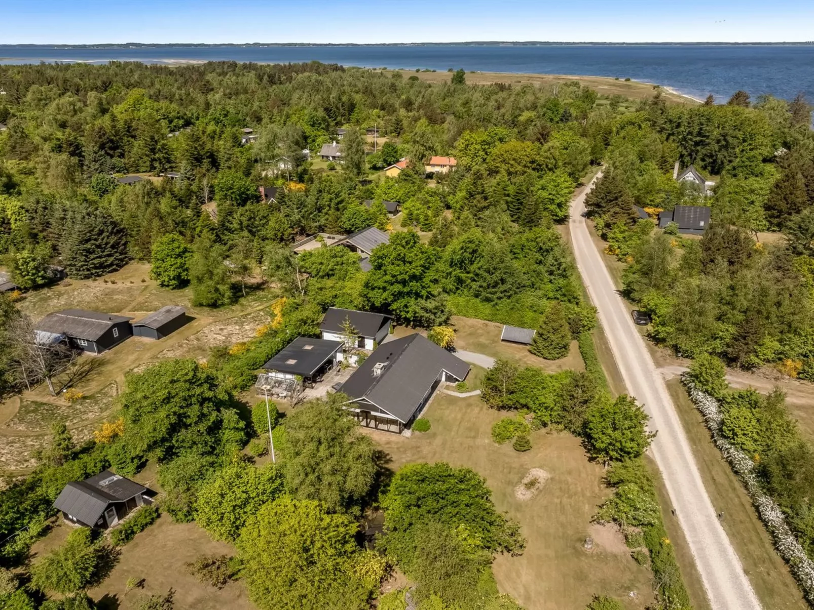 "Sven" - 250m to the fjord-Buiten