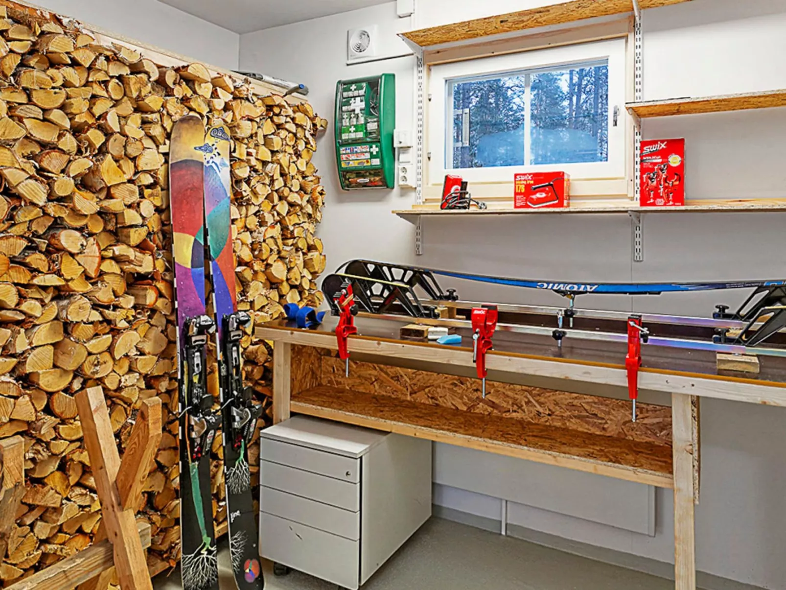 Kevätpiippo b-Binnen