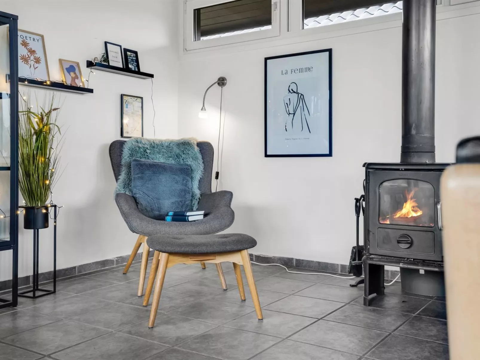 "Erblin" - 400m from the sea-Binnen