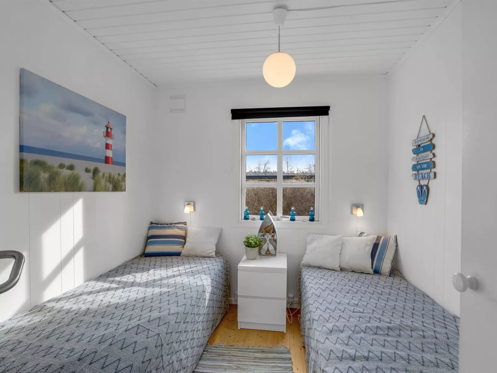 "Andrine" - 100m from the sea-Binnen