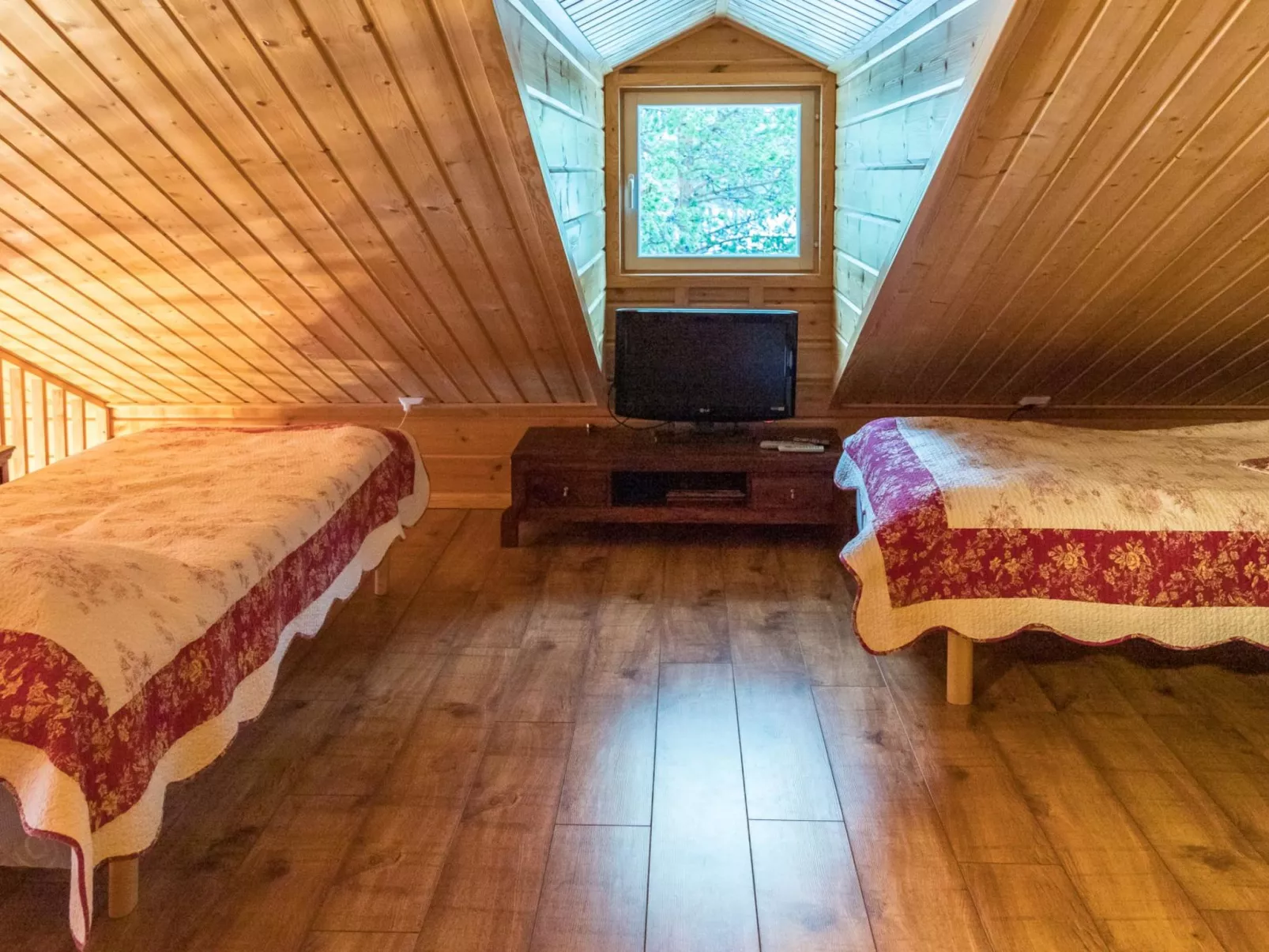 Ylläskaira a-Binnen