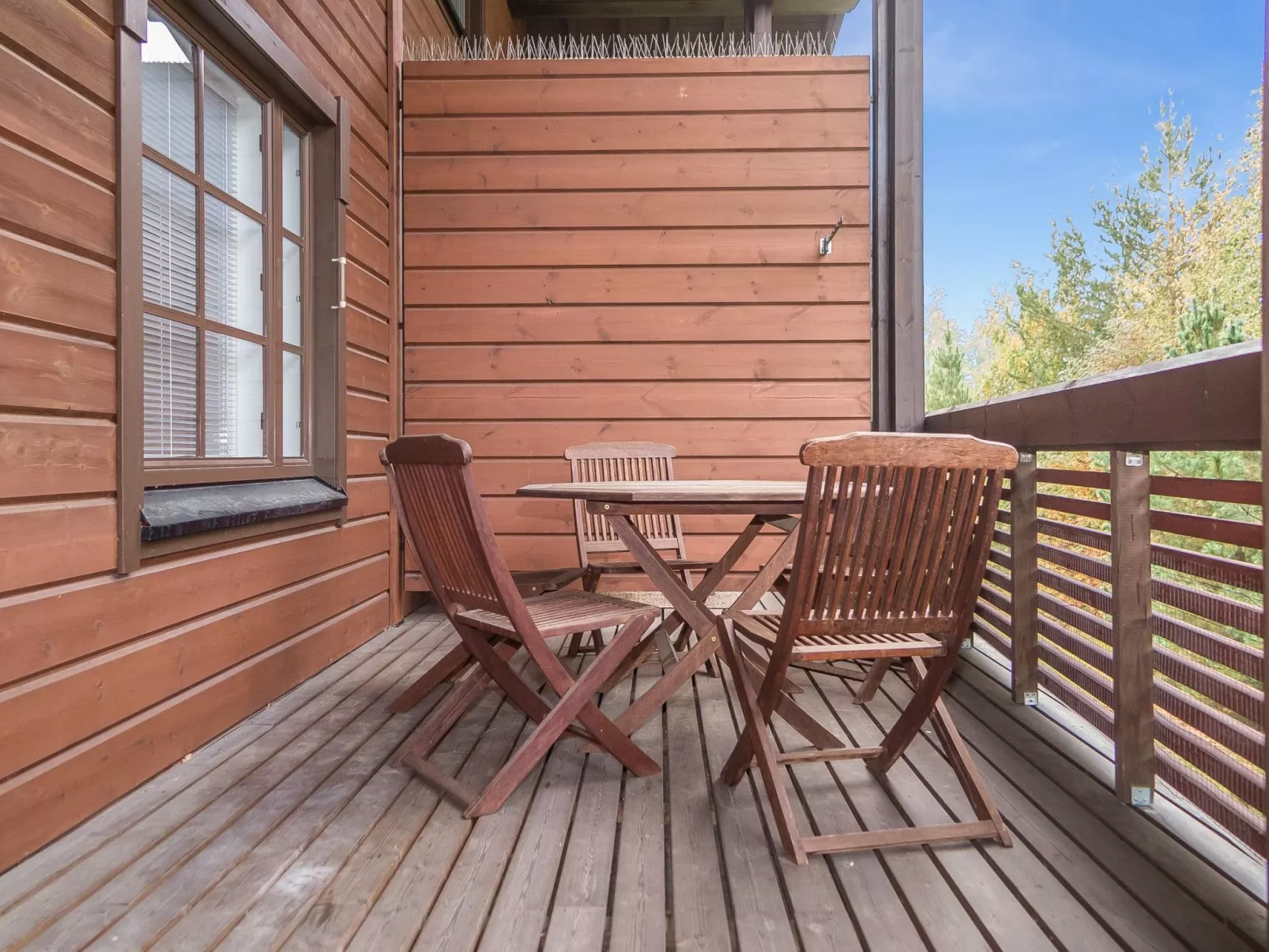 Alppitalo punatähti 7 as 4-Binnen