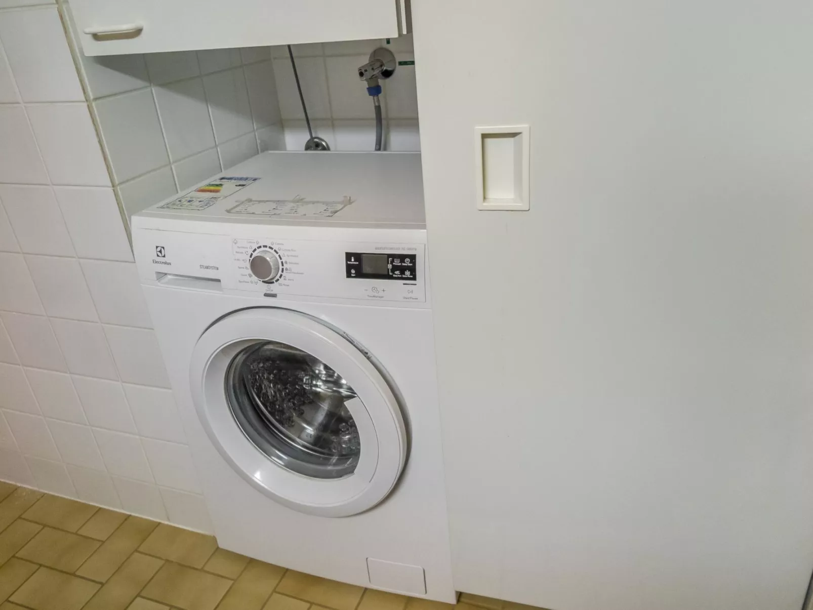 Ylläskuru d 2-Binnen