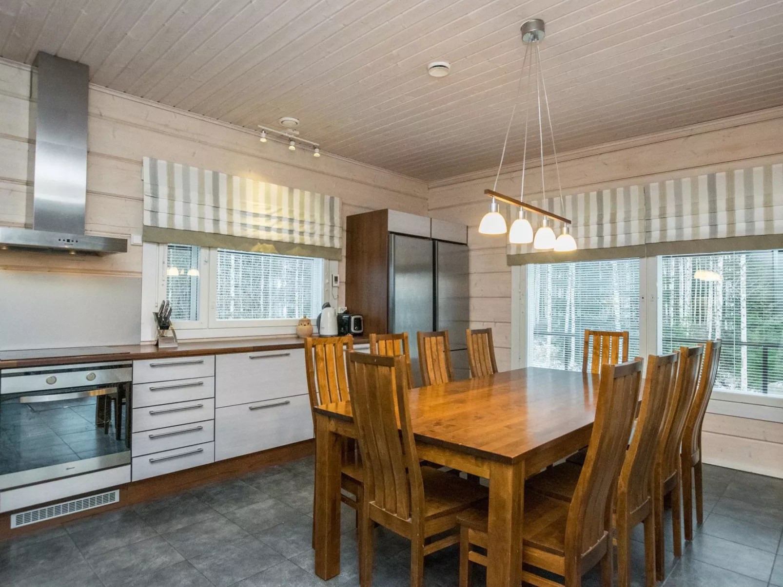 Villa puronotko-Binnen