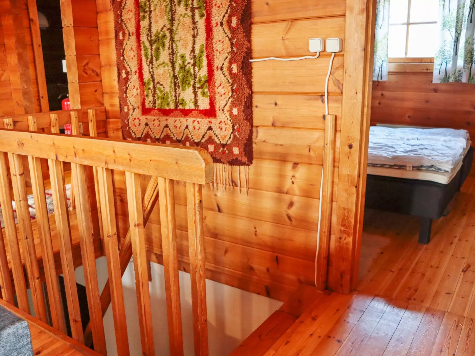 Alppitalo mökki-Binnen