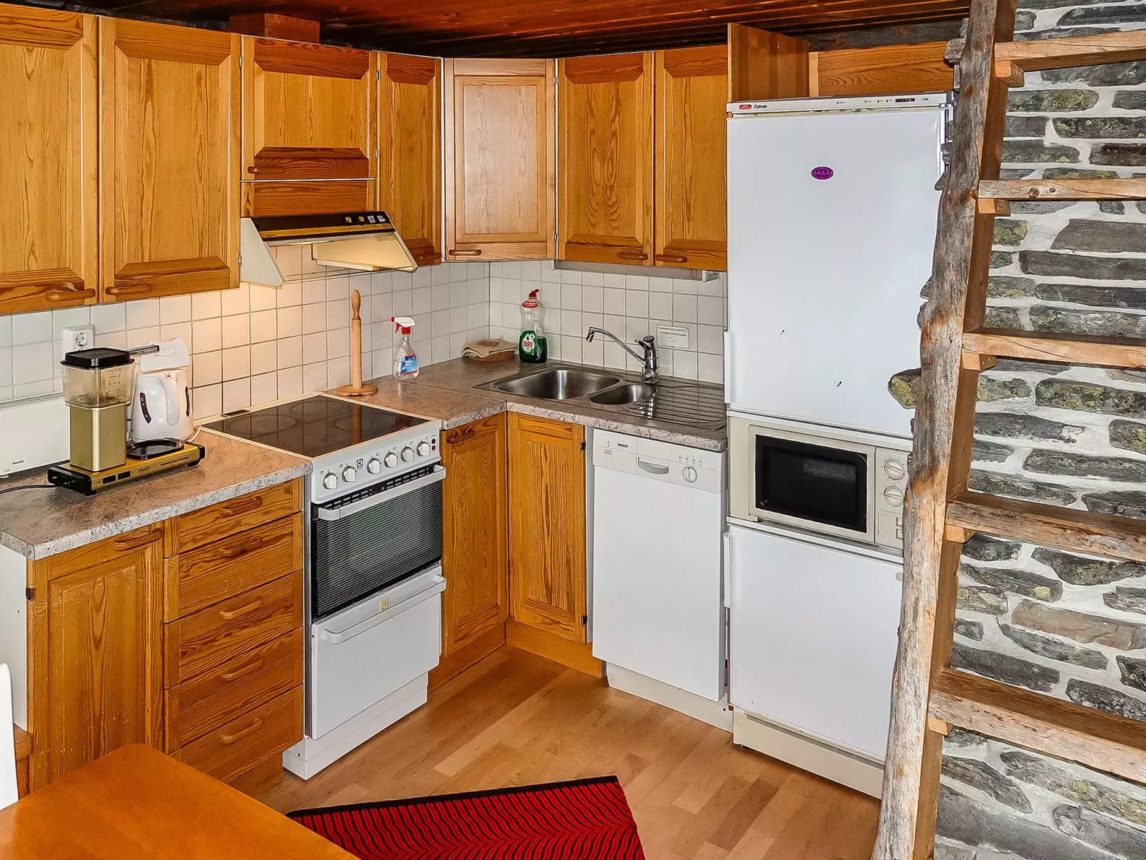 Sallanhelmi c2-Binnen