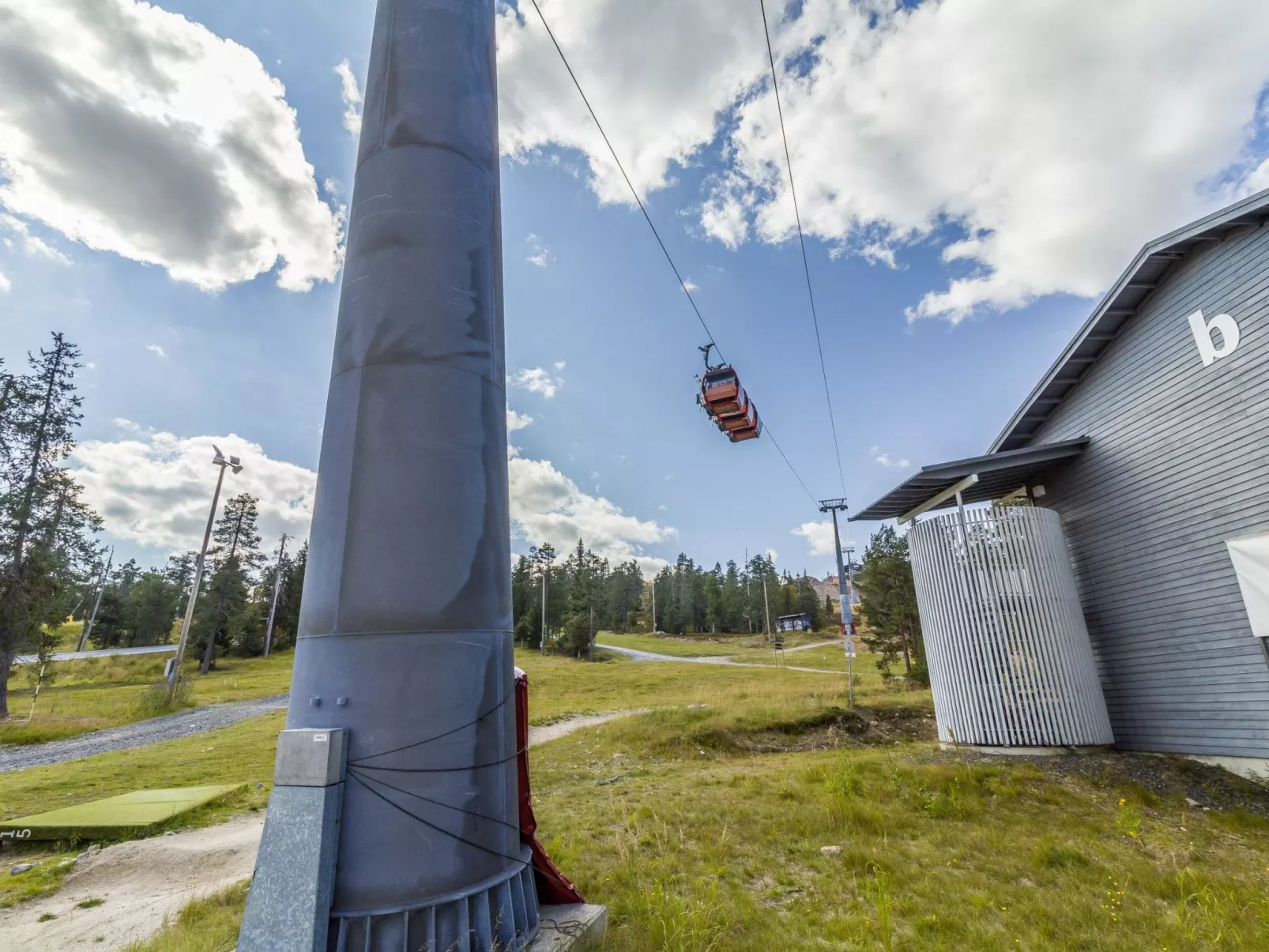 Vuosselin helmi b21-Binnen