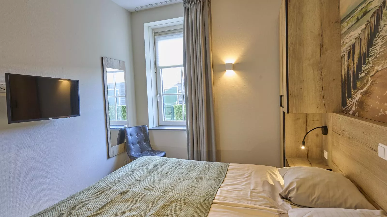 Sauna Zee 27A-Slaapkamer