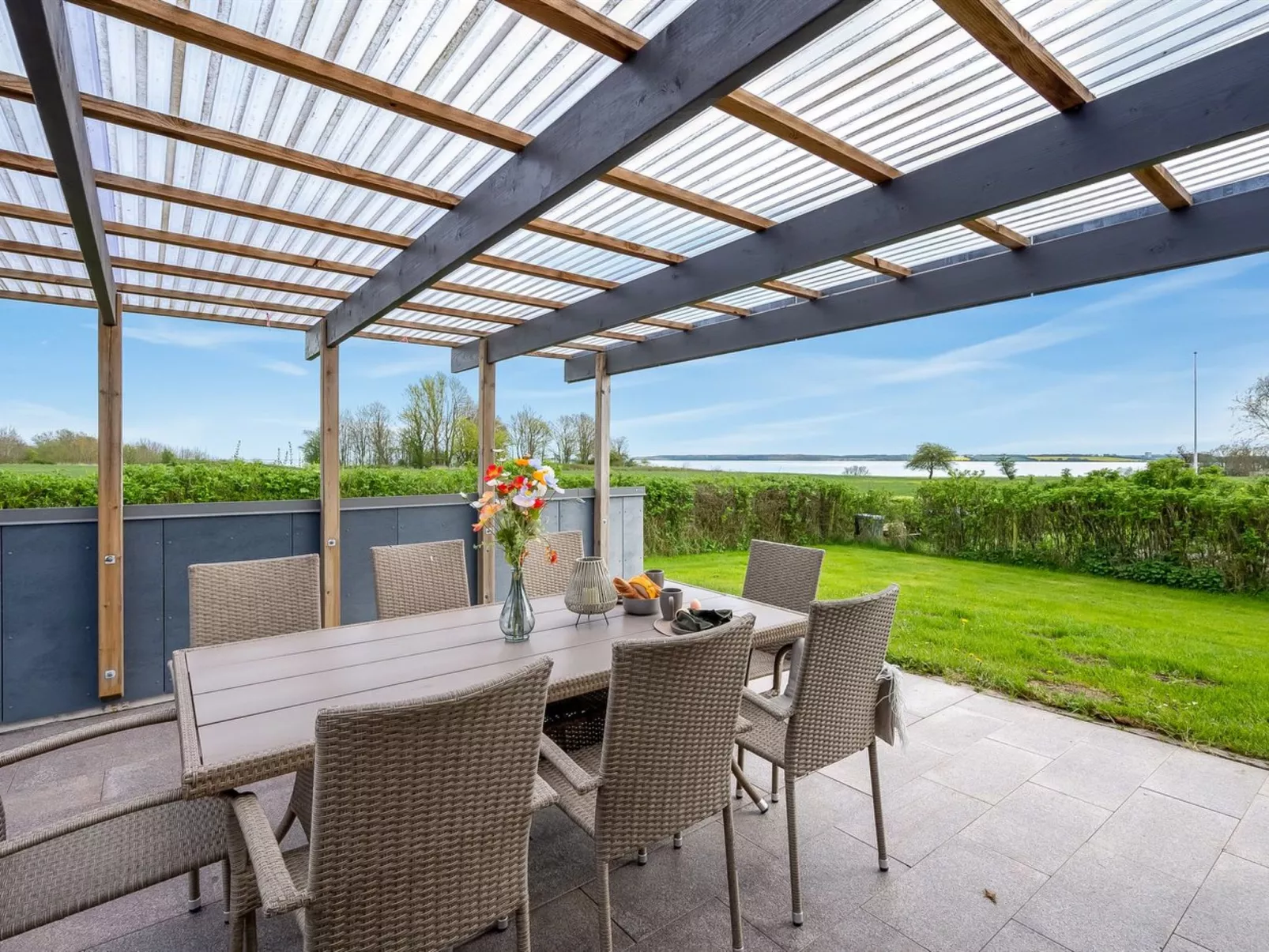 "Christan" - 350m from the sea-Buiten