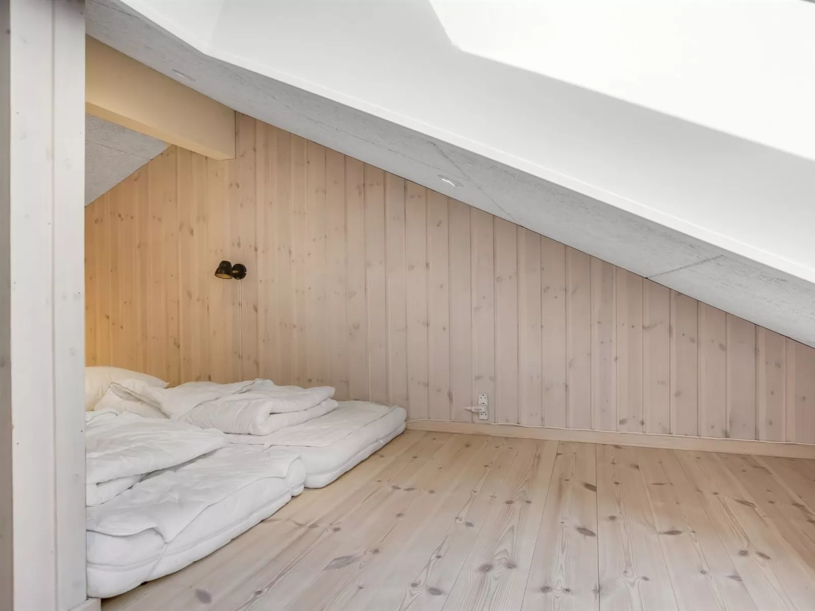 "Goesta" - 250m from the sea-Binnen