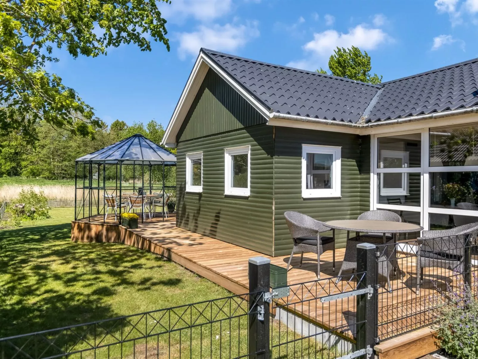 "Naya" - 500m from the sea-Buiten