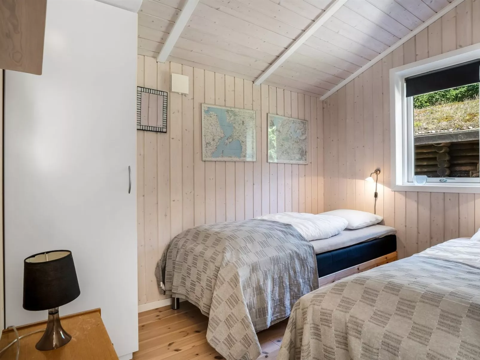 "Atti" - 500m to the fjord-Binnen