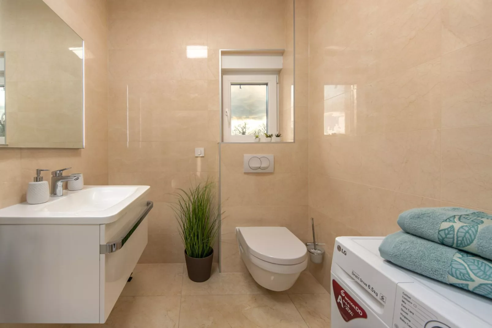 Villa Shaula 1 -  Three Bedroom House with Pool-Badkamer