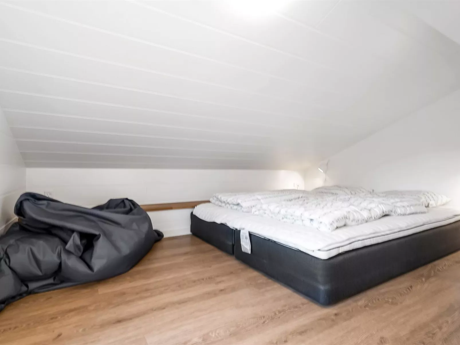 "Finulf" - 300m from the sea-Binnen