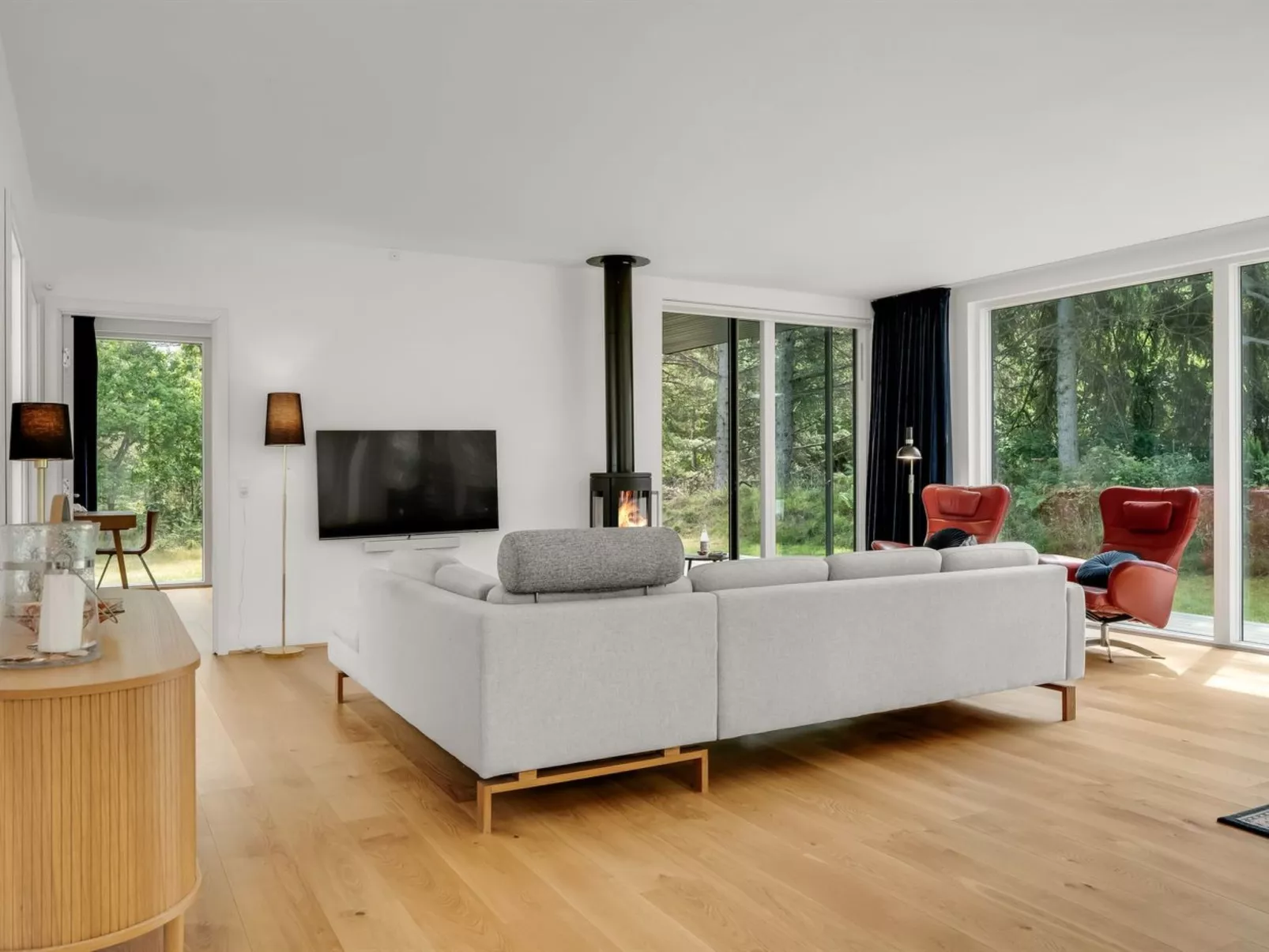 "Jonas" -  from the sea-Binnen