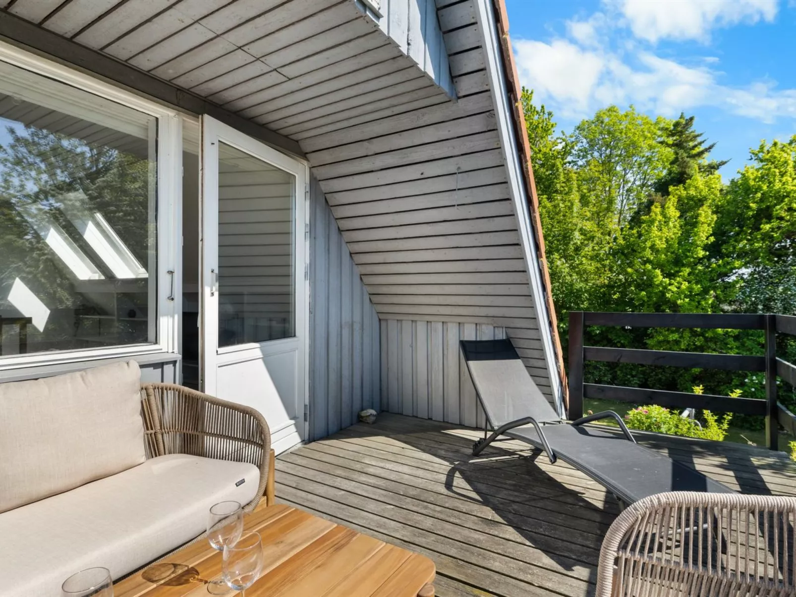 "Sunna" - 1km from the sea-Buiten