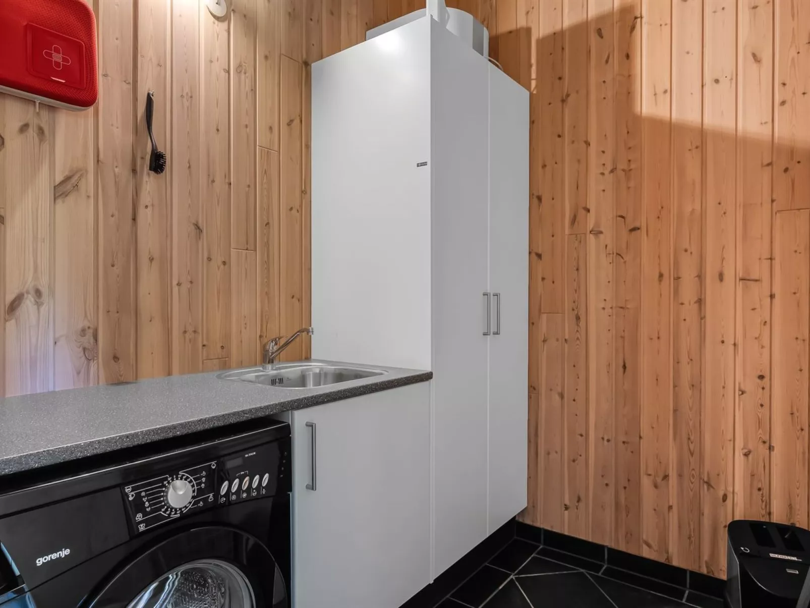 "Rosaline" - 500m from the sea-Binnen