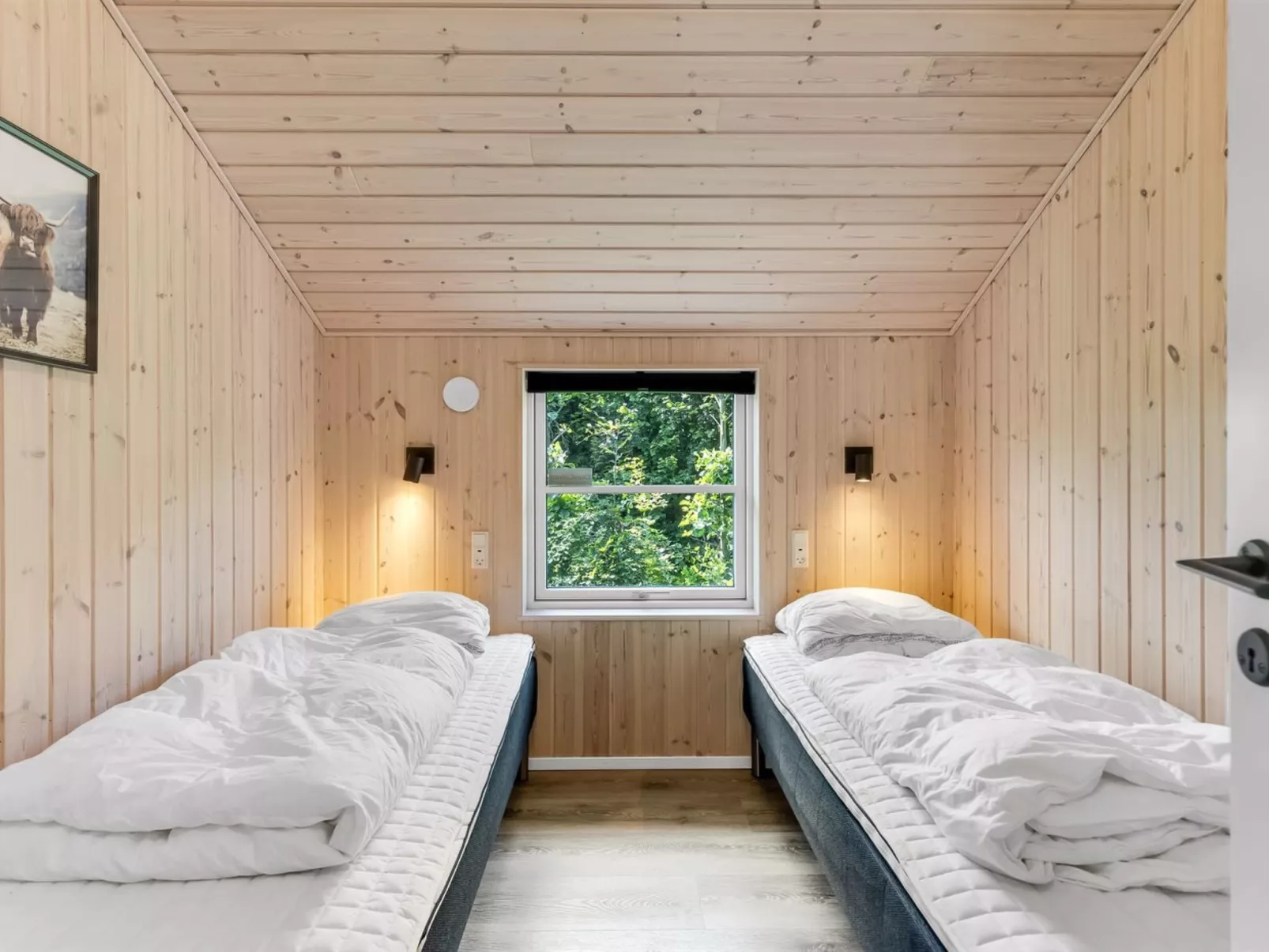 "Matild" - 400m from the sea-Binnen