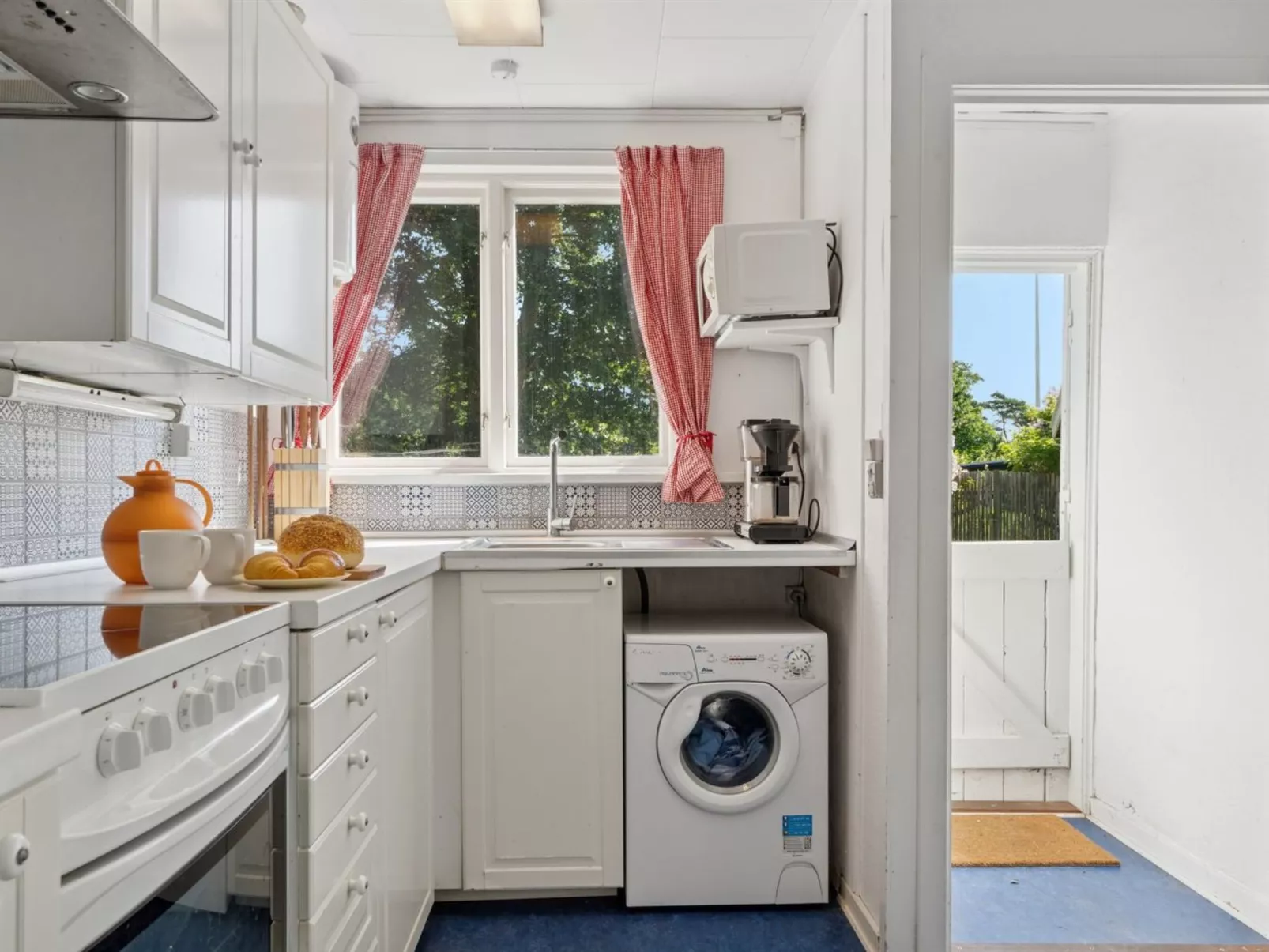 "Aria" - 1km from the sea-Binnen