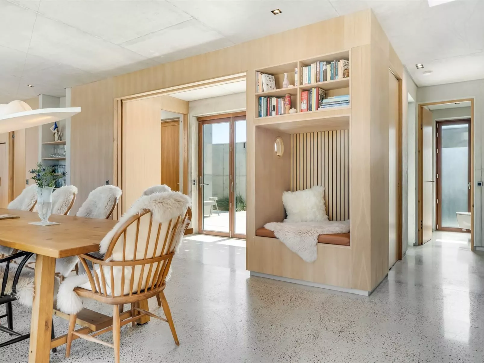 "Rieke" - 250m from the sea-Binnen