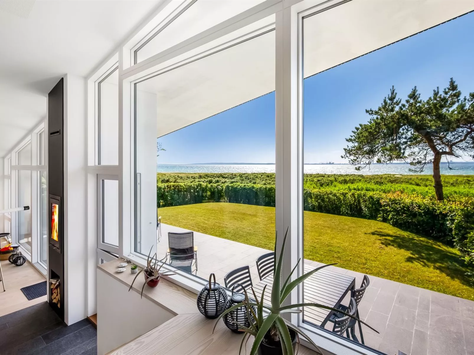 "Nille" - 30m from the sea-Buiten