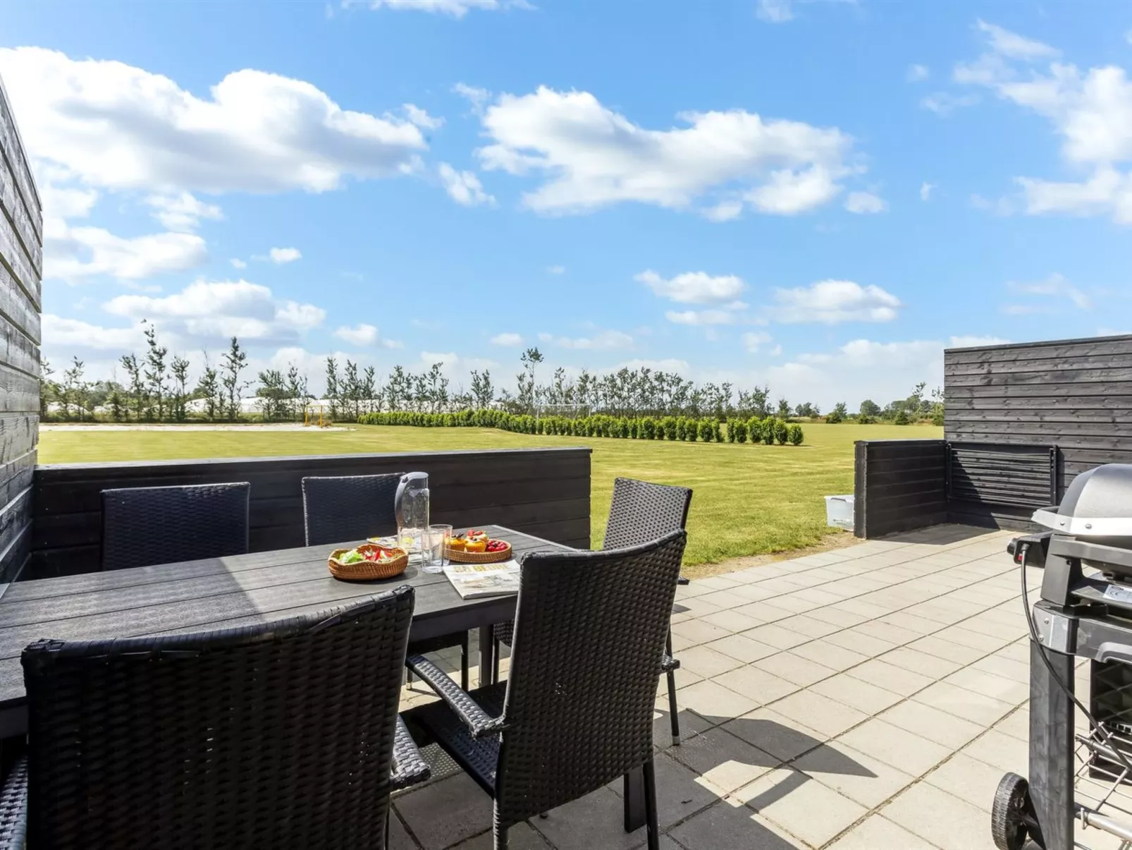 "Alisia" - 900m from the sea-Buiten