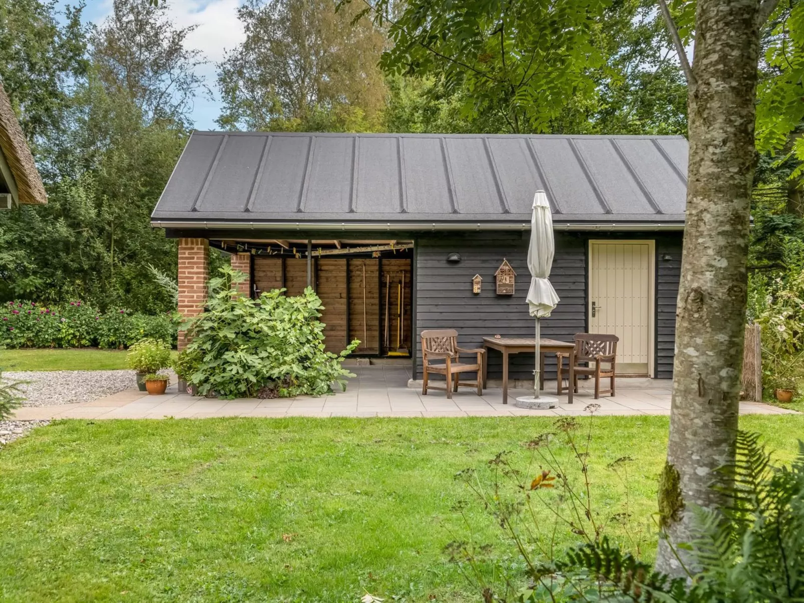 "Hilaria" - 2.1km from the sea-Buiten