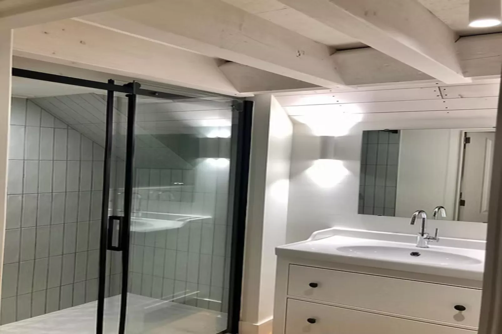 La maison du Régisseur-Badkamer