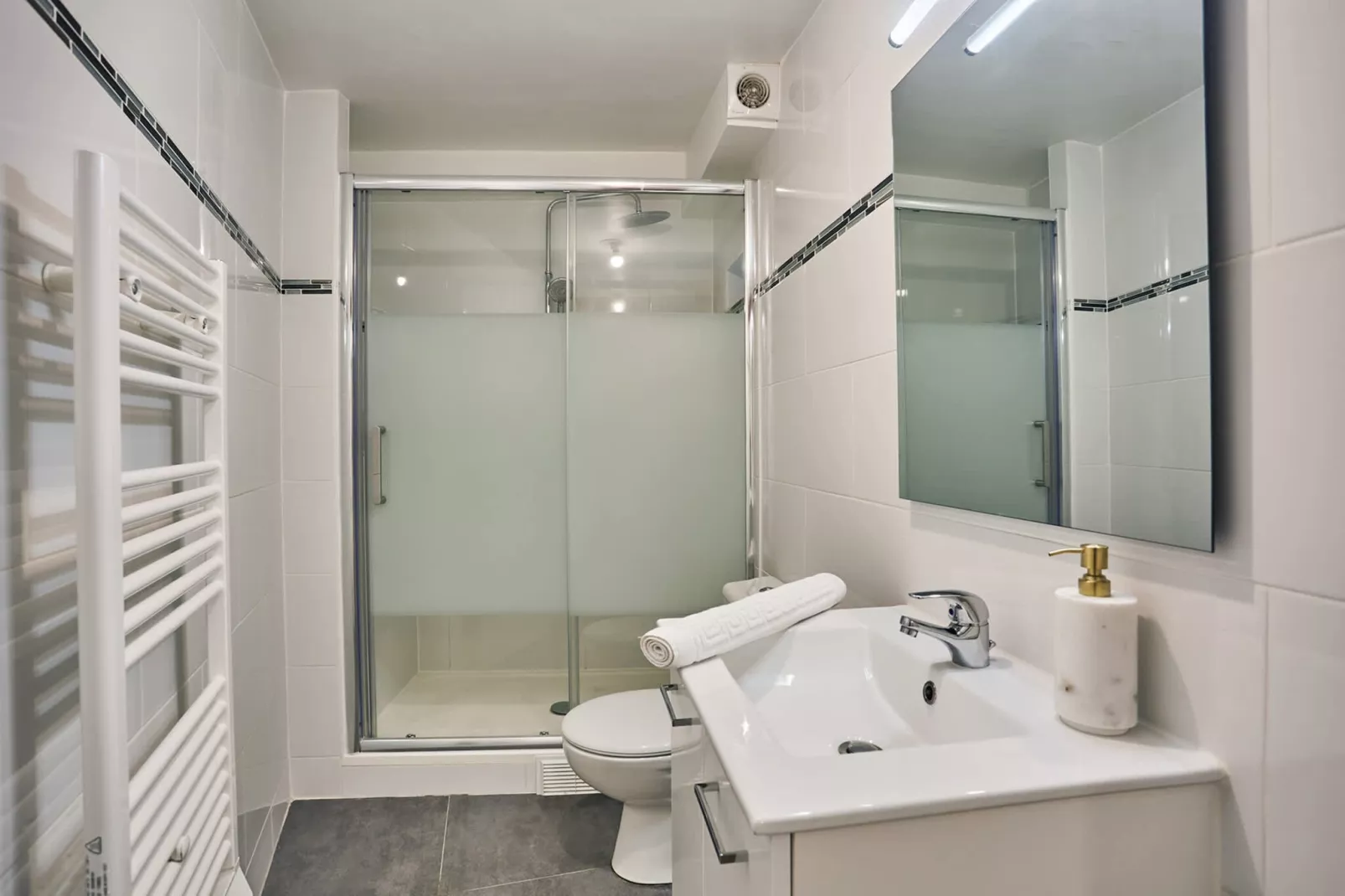 SAINTE FOY-Image-tags.